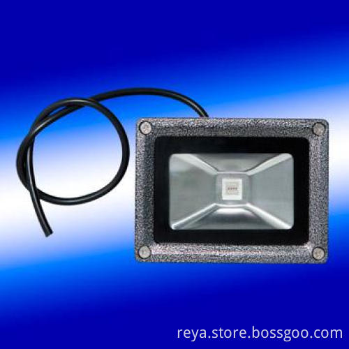 FLOOD LIGHT
